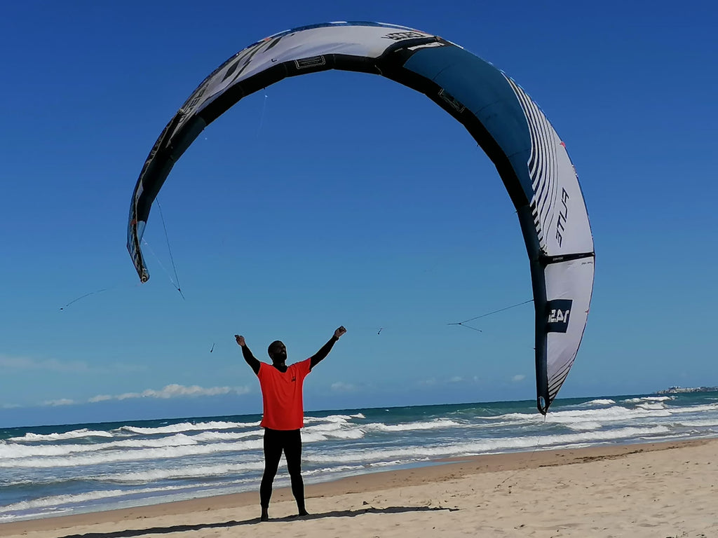 ¿Se puede practicar kitesurf en Denia en invierno? ¡Si!